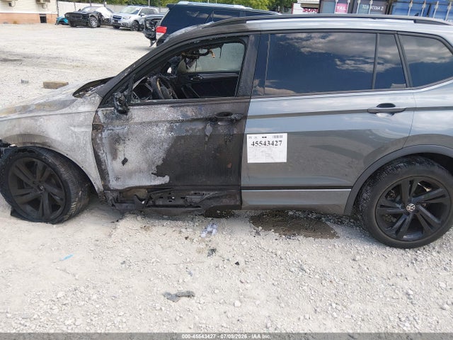 2023 Volkswagen Tiguan 2.0t Se R-line Black მანქანა იყიდება აუქციონზე, vin: 3VV8B7AX8PM128089, აუქციონის ნომერი: 45543427