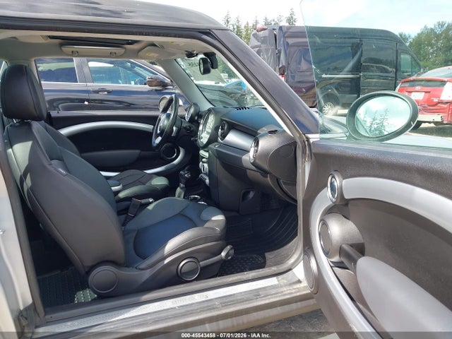 Auction sale of the 2009 Mini Cooper S Clubman, vin: WMWMM33519TP92621, lot number: 45543458