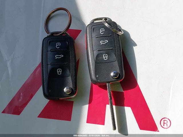 45543483 :رقم المزاد ، 3VWDX7AJ3BM373396 vin ، 2011 Volkswagen Jetta 2.5l Se مزاد بيع