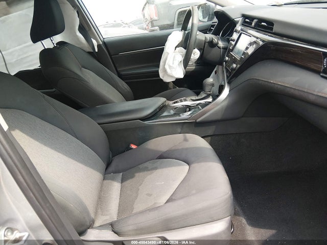 45543490 :رقم المزاد ، 4T1C31AK2LU519859 vin ، 2020 Toyota Camry Le Hybrid مزاد بيع