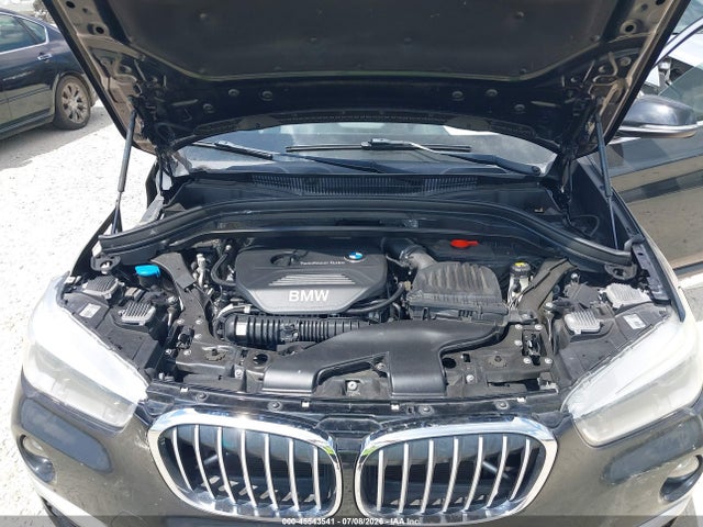 2017 Bmw X1 Xdrive28i მანქანა იყიდება აუქციონზე, vin: WBXHT3Z33H4A53570, აუქციონის ნომერი: 45543541