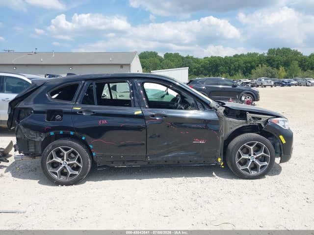 2017 Bmw X1 Xdrive28i მანქანა იყიდება აუქციონზე, vin: WBXHT3Z33H4A53570, აუქციონის ნომერი: 45543541