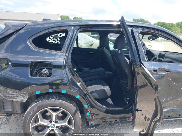 2017 Bmw X1 Xdrive28i მანქანა იყიდება აუქციონზე, vin: WBXHT3Z33H4A53570, აუქციონის ნომერი: 45543541