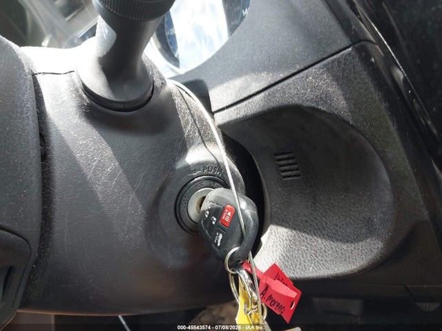Toyota COROLLA LE 2018 2T1BURHE8JC094895 Image 11