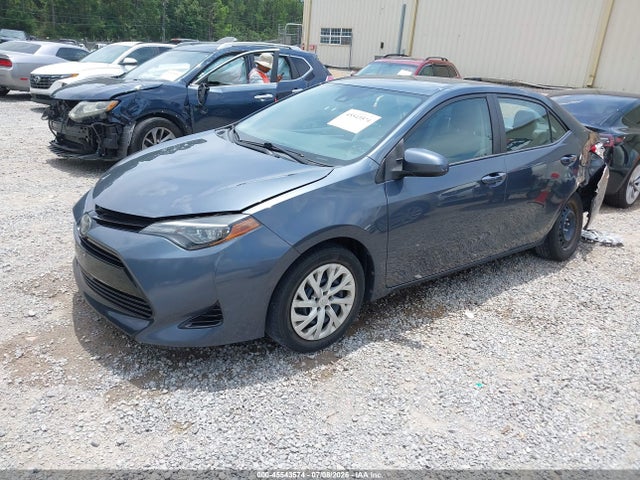 Toyota COROLLA LE 2018 2T1BURHE8JC094895 Image 2