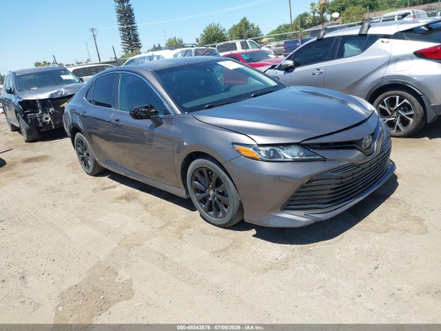 Aukcja sprzedaży 2018 Toyota Camry Le, vin: 4T1B11HK8JU151711, numer aukcji: 45543576