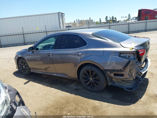 Aukcja sprzedaży 2018 Toyota Camry Le, vin: 4T1B11HK8JU151711, numer aukcji: 45543576