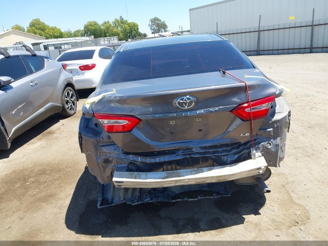 Aukcja sprzedaży 2018 Toyota Camry Le, vin: 4T1B11HK8JU151711, numer aukcji: 45543576