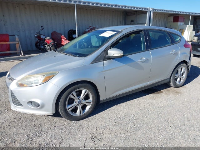 Ford FOCUS SE 2014 1FADP3K23EL110856 Image 2