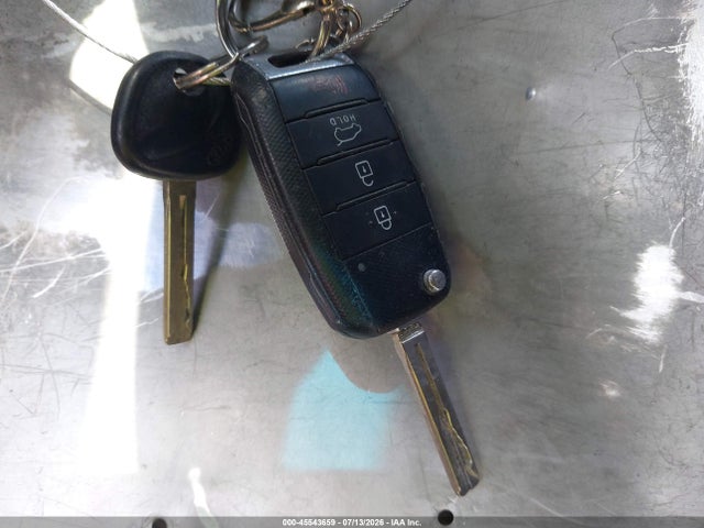 KIA SOUL + 2016 KNDJP3A5XG7861005 Image 11