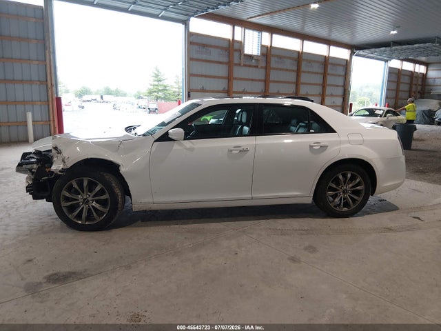 45543723 :رقم المزاد ، 2C3CCAGG7EH374142 vin ، 2014 Chrysler 300 300s مزاد بيع