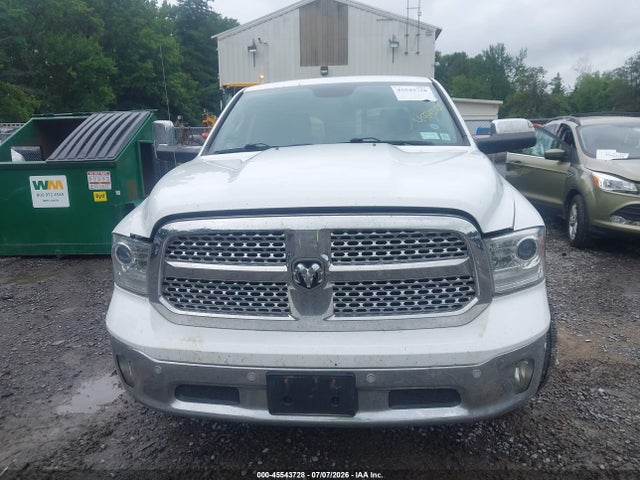 45543728 :رقم المزاد ، 1C6RR7NT4HS802888 vin ، 2017 Ram 1500 Laramie  4x4 5'7 Box مزاد بيع