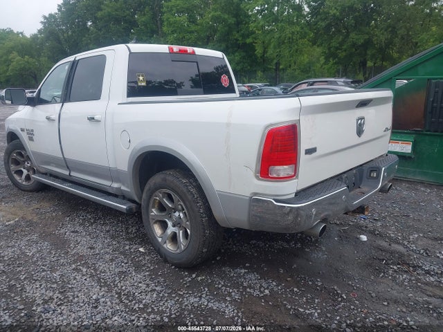 45543728 :رقم المزاد ، 1C6RR7NT4HS802888 vin ، 2017 Ram 1500 Laramie  4x4 5'7 Box مزاد بيع