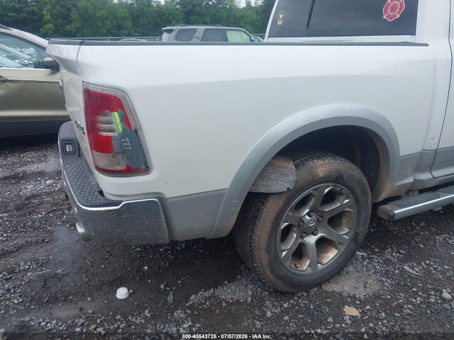 45543728 :رقم المزاد ، 1C6RR7NT4HS802888 vin ، 2017 Ram 1500 Laramie  4x4 5'7 Box مزاد بيع