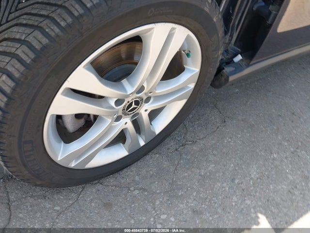 WDCTG4GBXJJ441647 Mercedes-Benz Gla 250 4matic