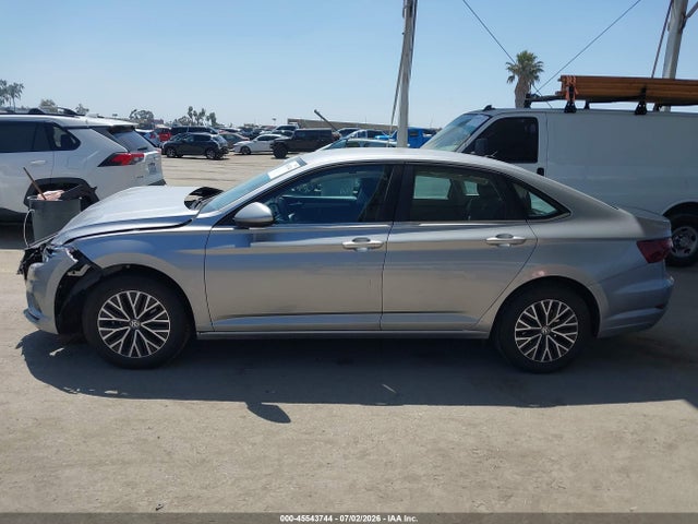 3VWC57BU5MM083240 Volkswagen Jetta 1.4t R-line/1.4t Se/s