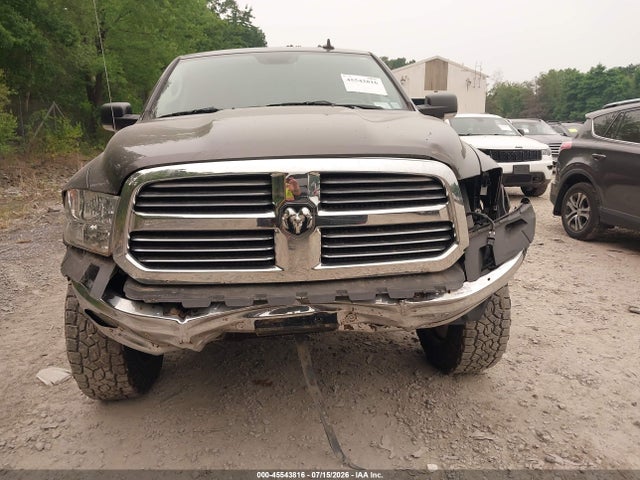 45543816 :رقم المزاد ، 3C6RR7LT0HG549322 vin ، 2017 Ram 1500 Big Horn  4x4 5'7 Box مزاد بيع
