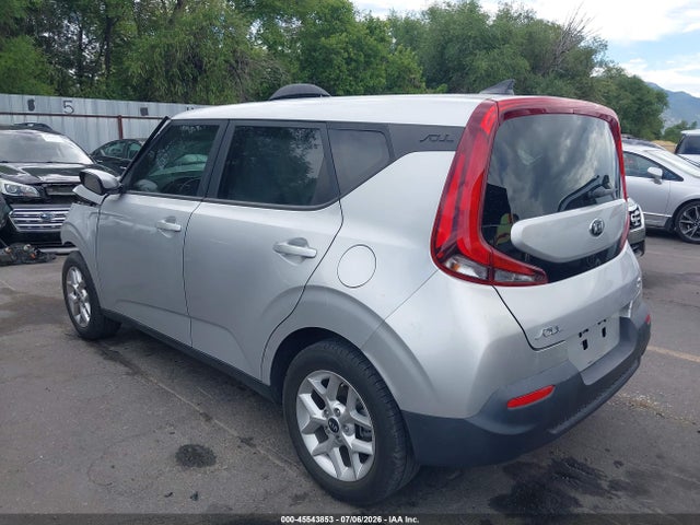 KIA SOUL S 2021 KNDJ23AU1M7787619 Image 3
