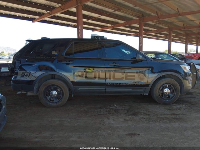 Ford Utility Police Interceptor 2017 1FM5K8ARXHGA79414 Image 13