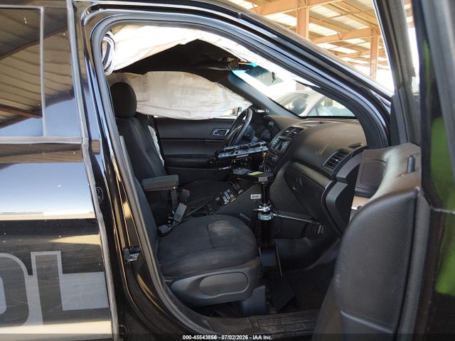 Ford Utility Police Interceptor 2017 1FM5K8ARXHGA79414 Image 5