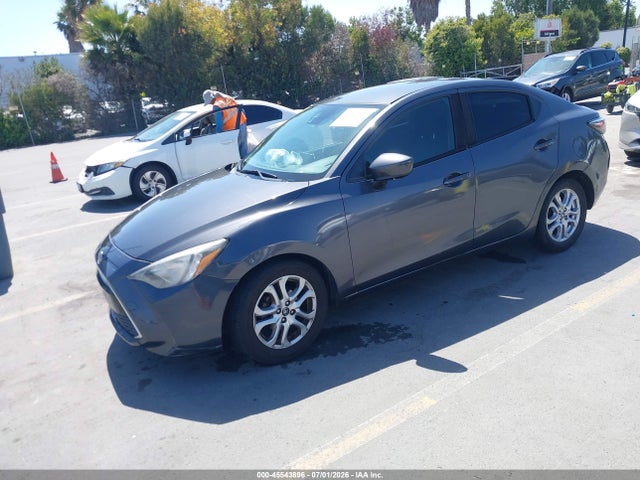 3MYDLBYV6HY186022 Toyota YARIS IA
