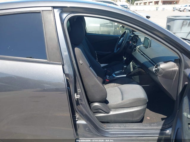 3MYDLBYV6HY186022 Toyota YARIS IA
