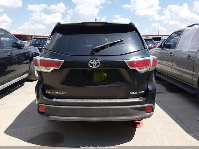 Toyota Highlander Xle V6 2016 5TDJKRFH9GS243054 Image 16