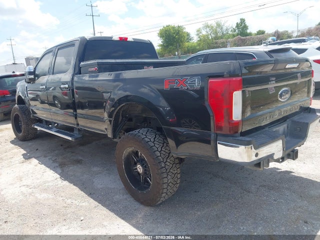 Ford F-350 Xlt 2018 1FT8W3BT3JEB49436 Image 3