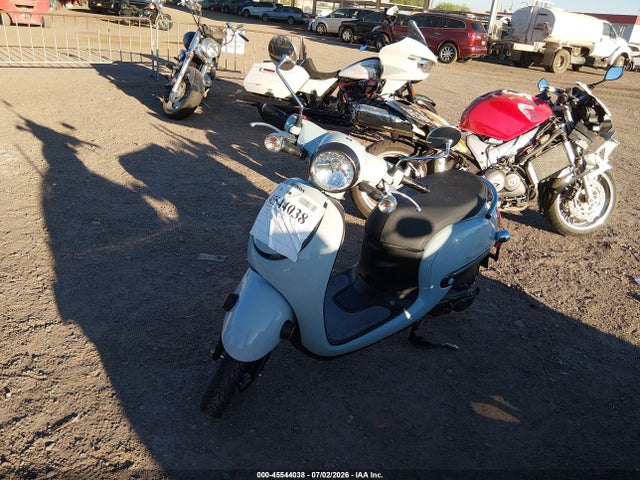 JH2AF7712LK401592 Honda NCW50