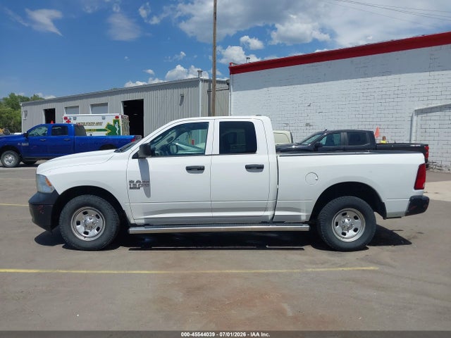 1C6RR7FG6LS157767 RAM 1500 Classic Tradesman 4x4 6&#039;4 Box