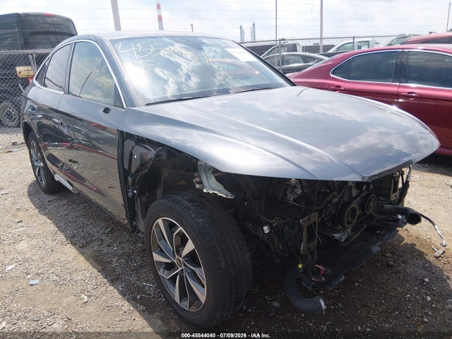 45544040 :رقم المزاد ، WA15AAFY7N2127503 vin ، 2022 Audi Q5 Sportback Premium Plus 45 Tfsi S Line Quattro S Tronic مزاد بيع