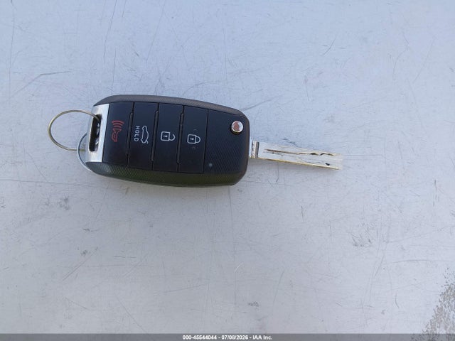 KNAGM4A73F5636197 KIA Optima Lx