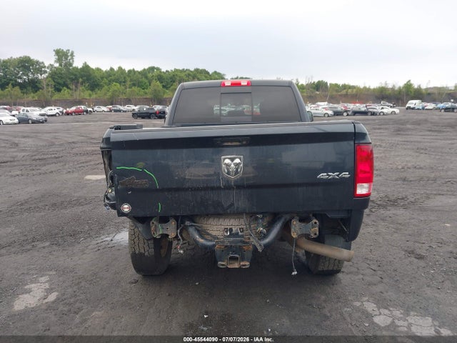 45544090 :رقم المزاد ، 3C6UR5DJ1JG209095 vin ، 2018 Ram 2500 Big Horn  4x4 6'4 Box مزاد بيع