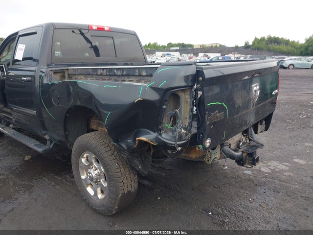 45544090 :رقم المزاد ، 3C6UR5DJ1JG209095 vin ، 2018 Ram 2500 Big Horn  4x4 6'4 Box مزاد بيع