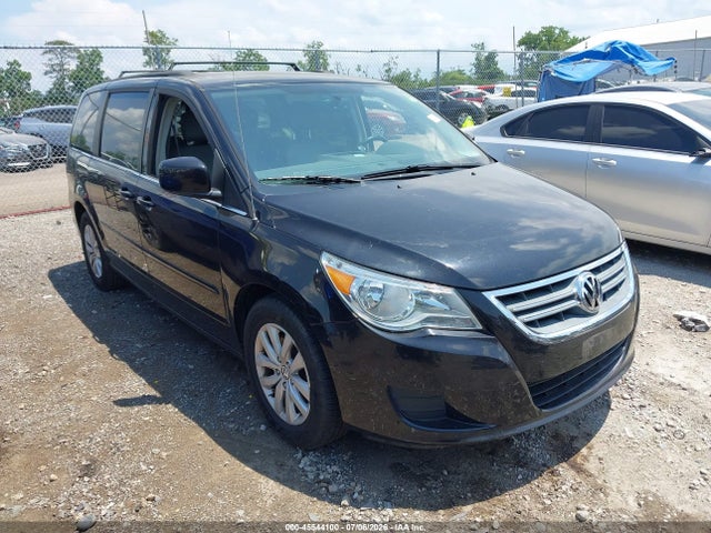 45544100 :رقم المزاد ، 2C4RVABG0ER134710 vin ، 2014 Volkswagen Routan Se مزاد بيع