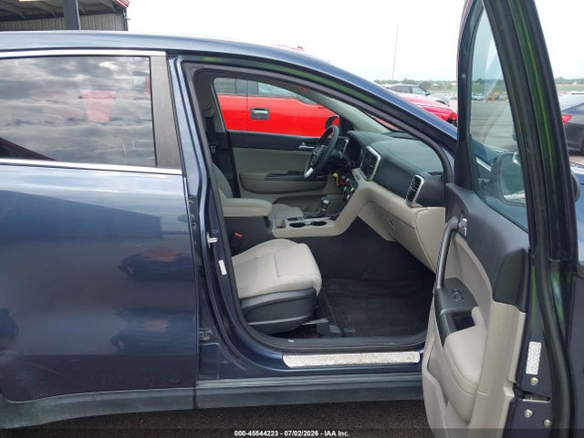 Продажа на аукционе авто 2020 Kia Sportage Lx, vin: KNDPMCAC9L7724620, номер лота: 45544223