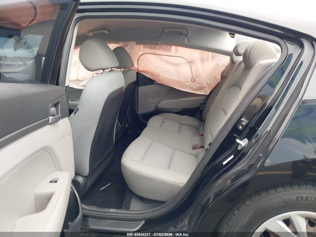 Продаж на аукціоні авто 2017 Hyundai Elantra Se, vin: KMHD74LF2HU149837, номер лоту: 45544227