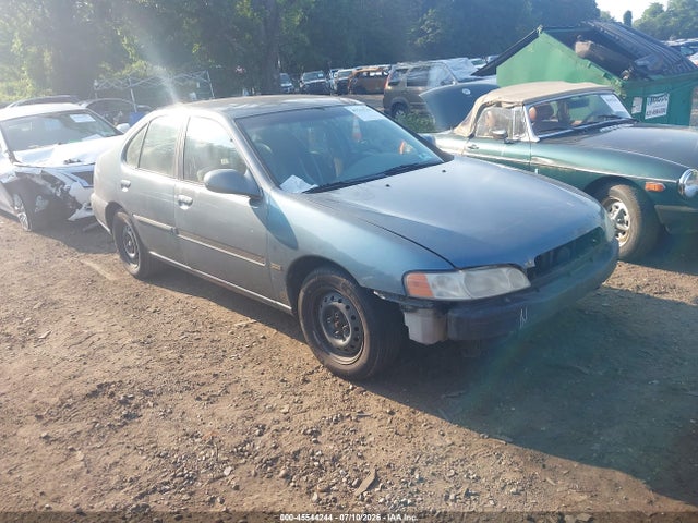 Auction sale of the 2001 Nissan Altima Gxe, vin: 1N4DL01D31C127731, lot number: 45544244