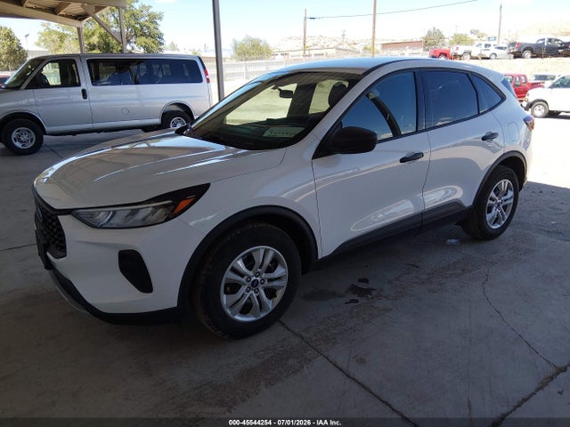 Ford Escape 2023 1FMCU9FN1PUA59775 Image 2