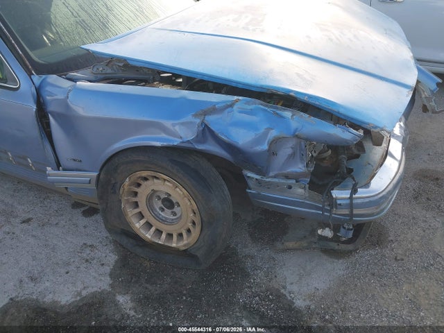 45544316 :رقم المزاد ، 1LNLM81W8RY754521 vin ، 1994 Lincoln Town Car Executive مزاد بيع