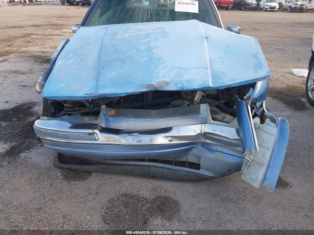 45544316 :رقم المزاد ، 1LNLM81W8RY754521 vin ، 1994 Lincoln Town Car Executive مزاد بيع