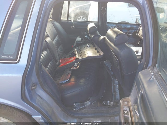 45544316 :رقم المزاد ، 1LNLM81W8RY754521 vin ، 1994 Lincoln Town Car Executive مزاد بيع