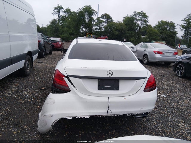 45544327 :رقم المزاد ، W1KWF8EB8MR622421 vin ، 2021 Mercedes-benz C 300 4matic مزاد بيع