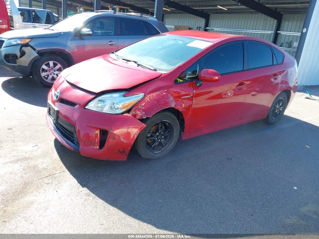 Toyota Prius Two 2014 JTDKN3DU2E0373024 Image 2