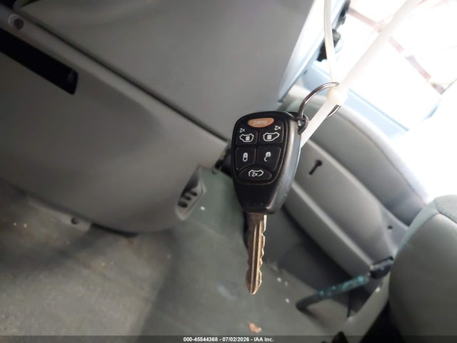 2005 Chrysler Town & Country Touring მანქანა იყიდება აუქციონზე, vin: 2C4GP54L45R157331, აუქციონის ნომერი: 45544368