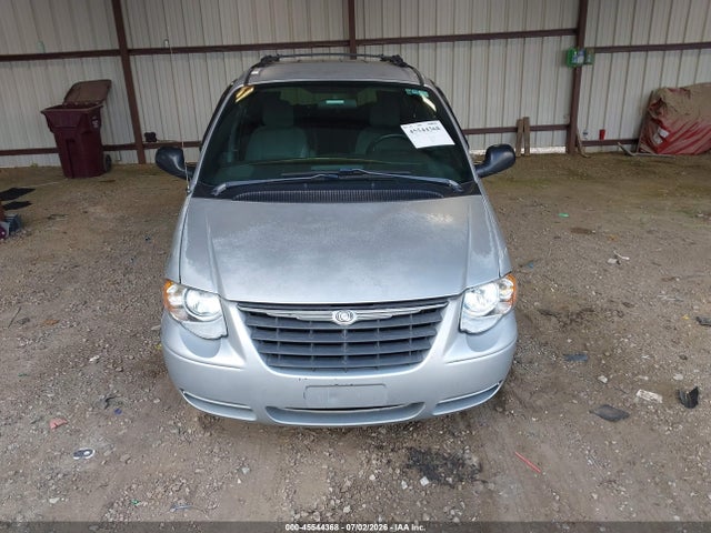 2005 Chrysler Town & Country Touring მანქანა იყიდება აუქციონზე, vin: 2C4GP54L45R157331, აუქციონის ნომერი: 45544368