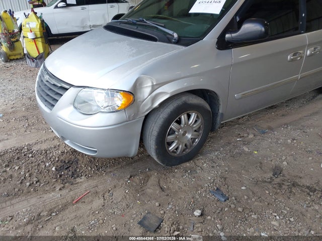 2005 Chrysler Town & Country Touring მანქანა იყიდება აუქციონზე, vin: 2C4GP54L45R157331, აუქციონის ნომერი: 45544368