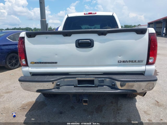 Продаж на аукціоні авто 2004 Chevrolet Silverado 2500hd Ls, vin: 1GCHC23114F140099, номер лоту: 45544392