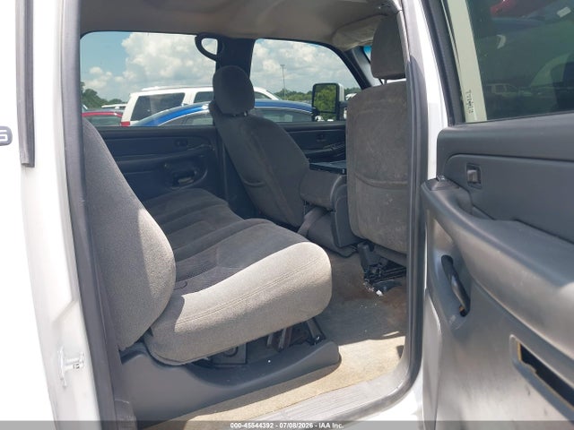 Продаж на аукціоні авто 2004 Chevrolet Silverado 2500hd Ls, vin: 1GCHC23114F140099, номер лоту: 45544392