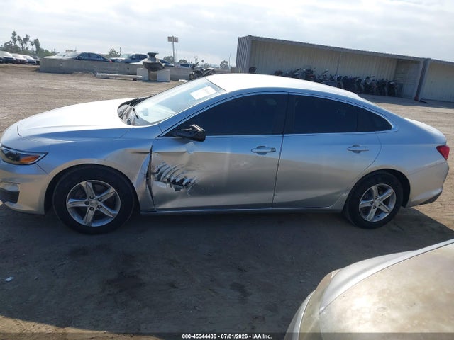 1G1ZB5STXKF225427 Chevrolet Malibu 1ls